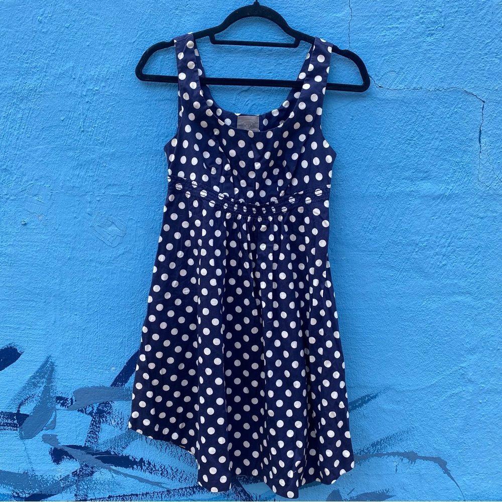 Anthropologie Sleeveless blue and white polka dot mini dress with pockets, Small